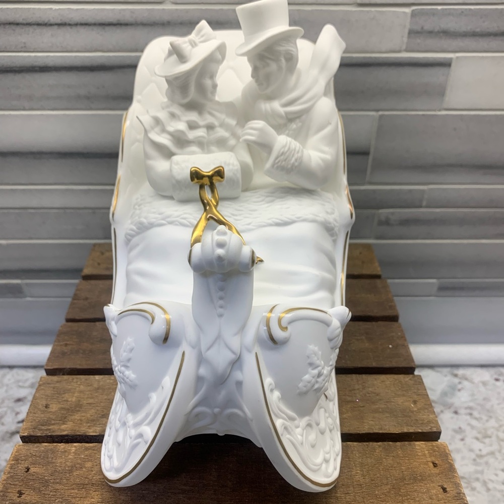 Vintage White Lenox Victorian Couple in Sleigh Music Box with Gold Trim